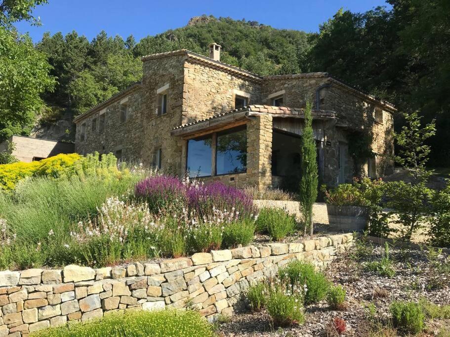 Magnifique Domaine En Drome Provencale Pour 30 Pers Villa Teyssieres Bagian luar foto